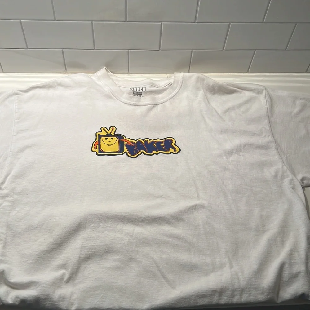 Baker men’s tee - Picture 2 of 4